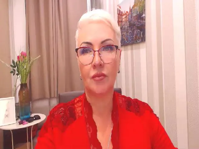 Live sex webcam photo for LadyXAnna #260157793