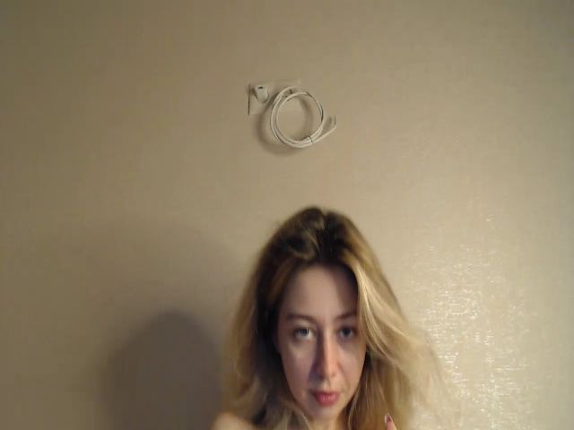 Live sex webcam photo for MsSmartAss #263403806