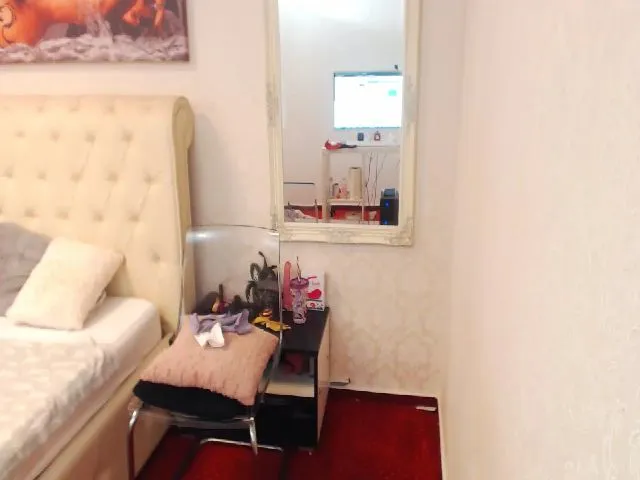 Live sex webcam photo for AlishaPacari #263912118