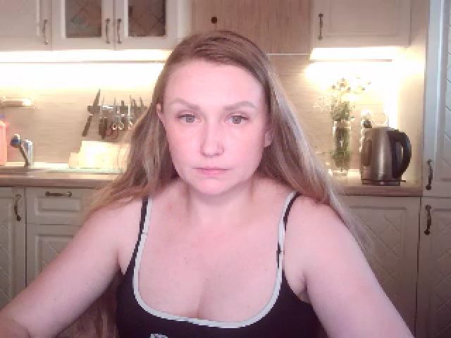 Live sex webcam photo for JaneGrey111 #254233397