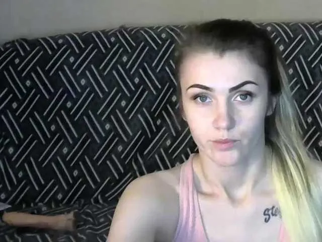 Live sex webcam photo for TastyBeby #240954056