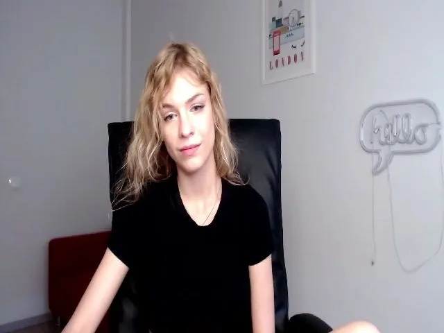 Live sex webcam photo for VanillaJenny #254797362