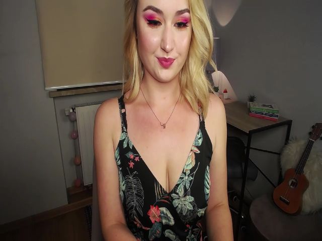 Live sex webcam photo for RUSHnatty #255184269