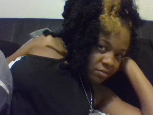 Live sex webcam photo for BeautifulKash #253981907