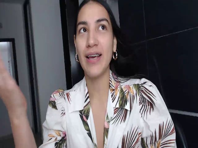 Live sex webcam photo for Mandy_berry1 #252973656