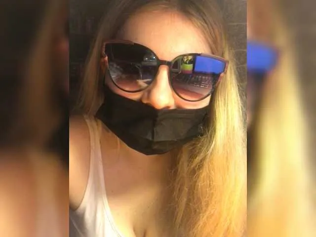 Live sex webcam photo for Irish8m #255195312