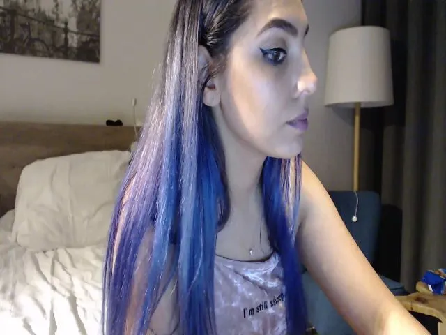 Live sex webcam photo for SoniaBlake #252913635