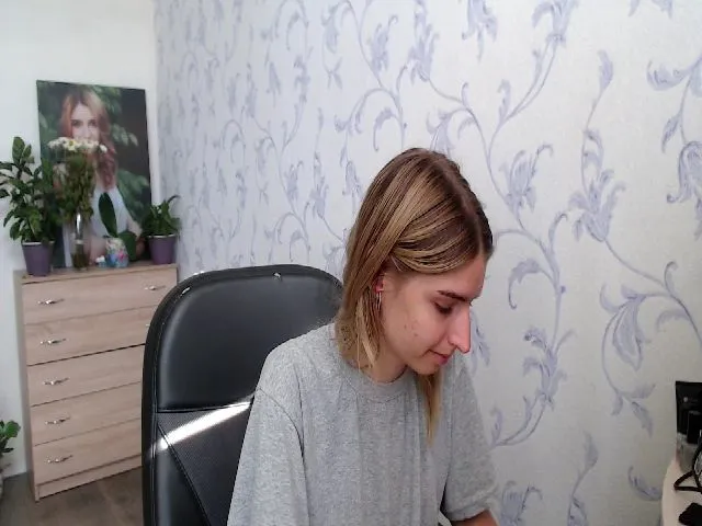 Live sex webcam photo for Springibabby #256188279