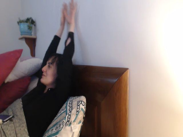 Live sex webcam photo for isabellazee2 #253646210