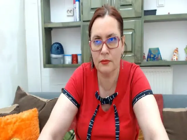 Live sex webcam photo for GinnaMature #261293170