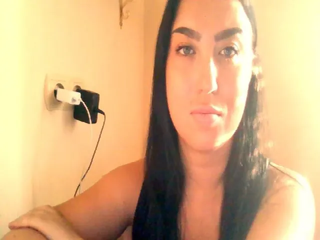 Live sex webcam photo for TiptoPanther #255380021