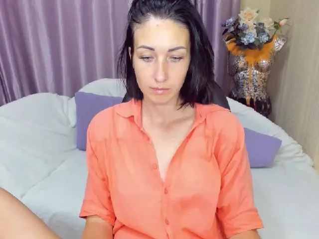 Live sex webcam photo for DorothyRoze #263046041