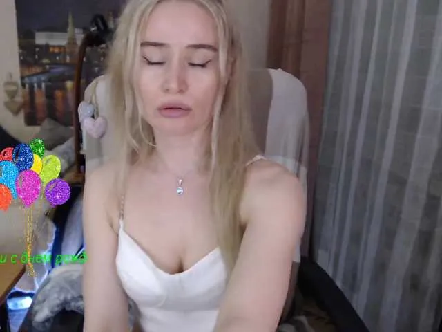 Live sex webcam photo for xyliganka777 #251069450