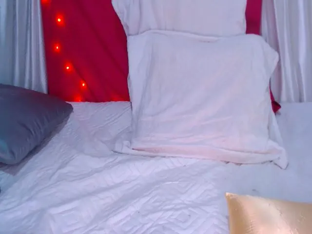 Live sex webcam photo for TrissaBenson #255762914