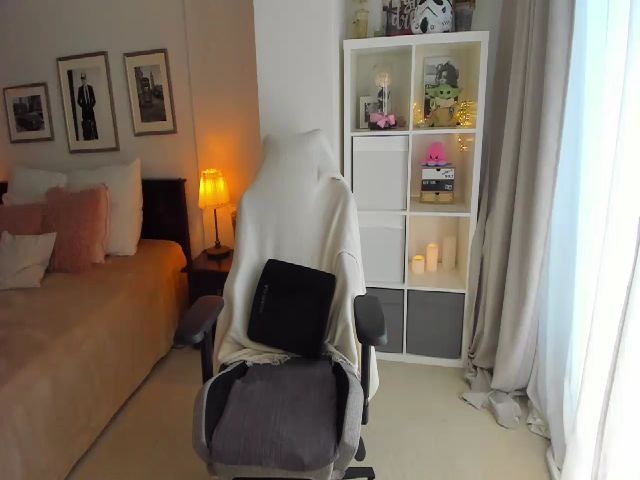 Live sex webcam photo for iwantcarla #259277773