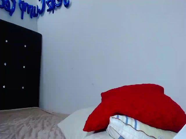 Live sex webcam photo for Irisbrownx #258039530