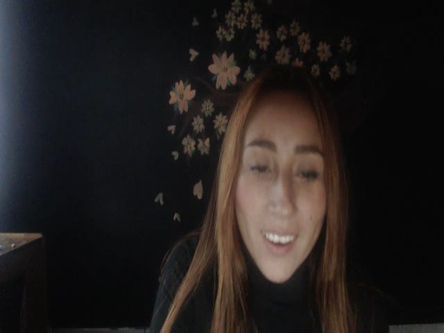 Live sex webcam photo for Scarlet_tatto #256084056