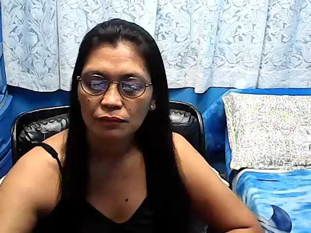 Live sex webcam photo for hOtGranny4u #240974267