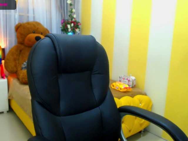 Live sex webcam photo for Eloveskamy #249929193