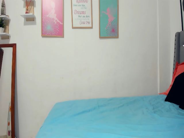 Live sex webcam photo for Ashlylovex #259240458