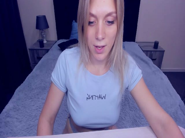 Live sex webcam photo for MeganKind #255017003
