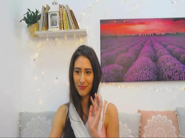 Live sex webcam photo for MaraW #252859287