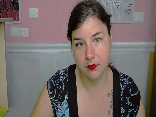 Live sex webcam photo for MonLais #265431728