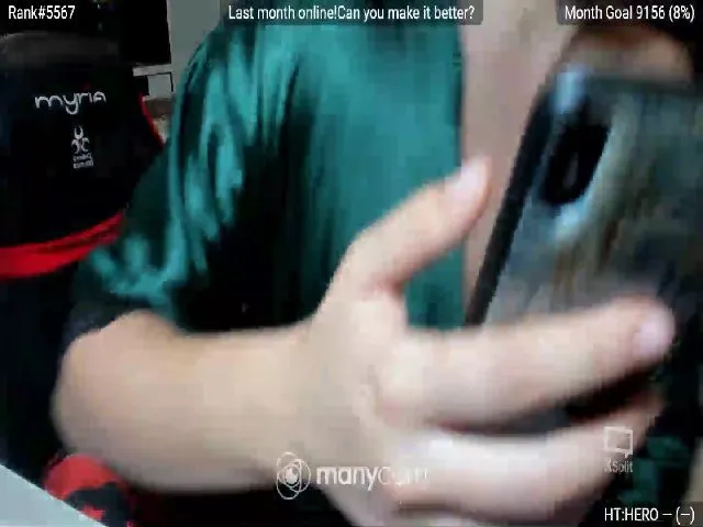 Live sex webcam photo for Littlegirl25 #255485707
