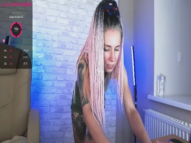 Live sex webcam photo for AnitaSpicy #263524325