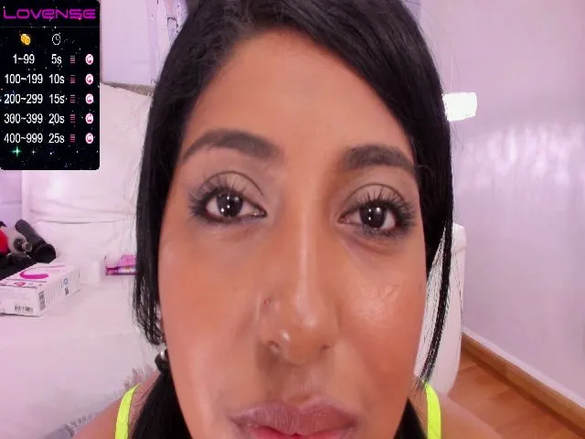 Live sex webcam photo for KervelinRoger #256752897