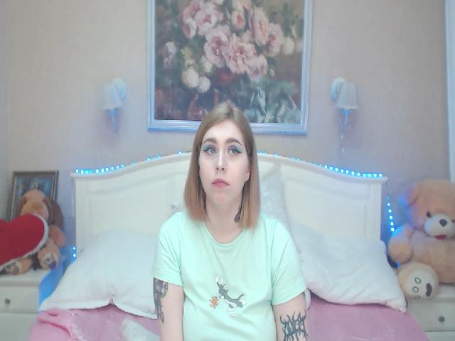 Live sex webcam photo for AmaliaDiva #254345009