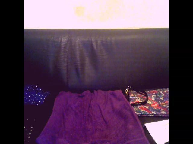 Live sex webcam photo for Sexygeny #257936632