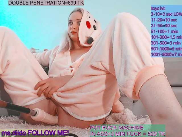 Live sex webcam photo for i-fuckmachine #243012600