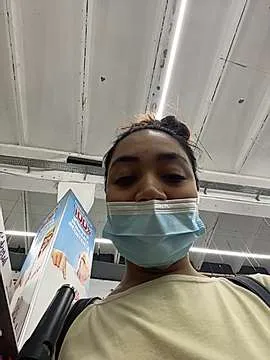 Live sex webcam photo for Pocahontas_tropical1 #244939870