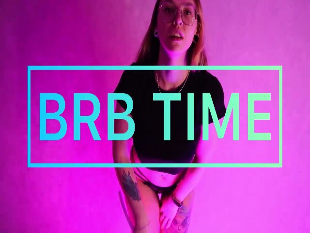 Live sex webcam photo for LisaMellow #264541366