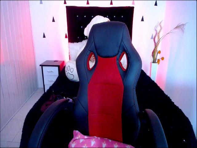 Live sex webcam photo for Samay_y #254184245