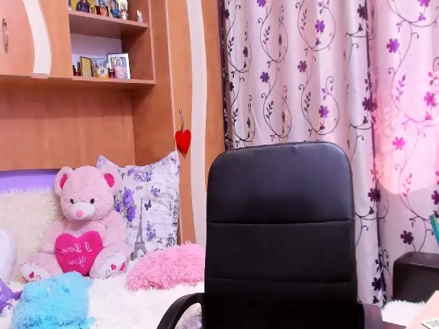 Live sex webcam photo for Linxxxjoy #256730449