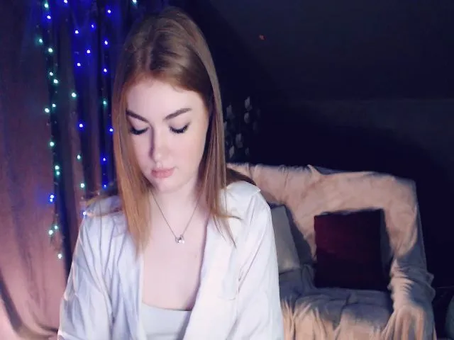 Live sex webcam photo for Mystic_Eyes69 #262301648