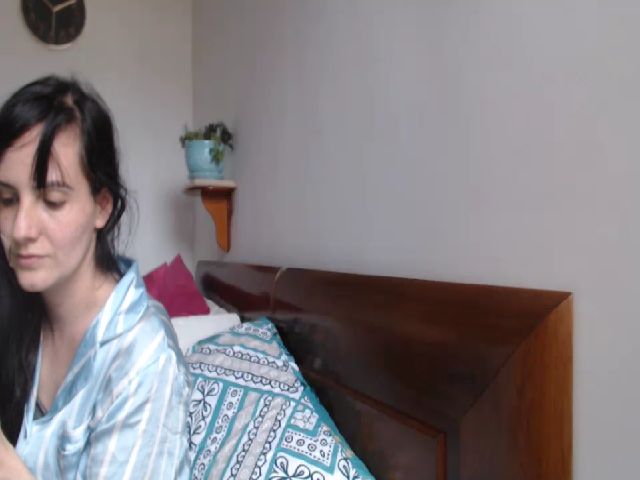 Live sex webcam photo for isabellazee2 #255177470