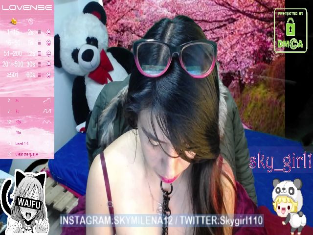 Live sex webcam photo for Sky_girl1 #263707885