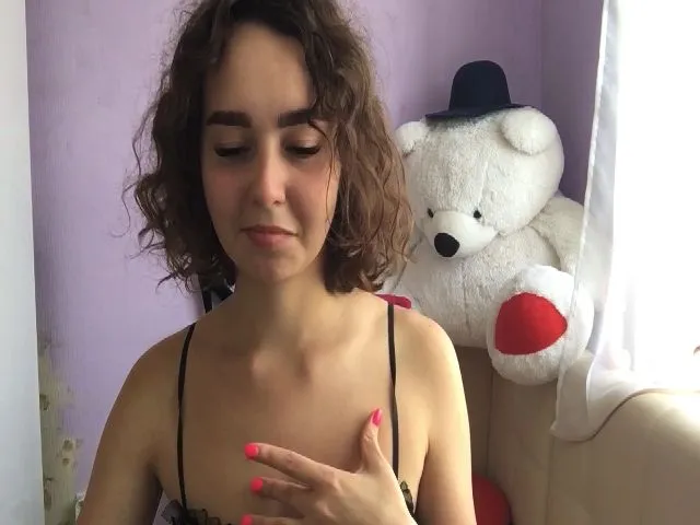 Live sex webcam photo for SmilingAlis #257391907