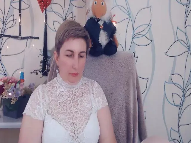 Live sex webcam photo for DepravedMadam #261180694