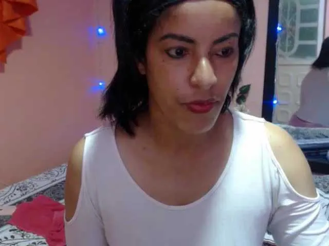 Live sex webcam photo for KattleyaGrey #240924139
