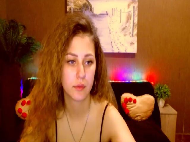 Live sex webcam photo for MsDream_ #261978639