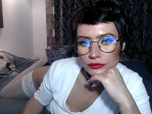 Live sex webcam photo for BeccaPassion #241285787