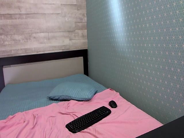 Live sex webcam photo for HugeBoobsErin #261166075