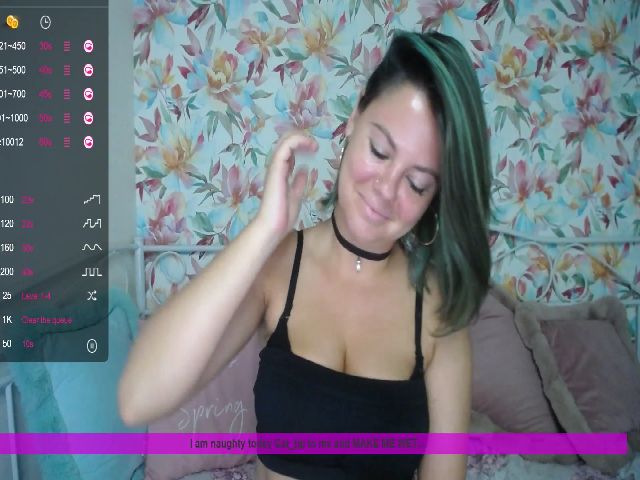 Live sex webcam photo for AliCooper_ #265108045