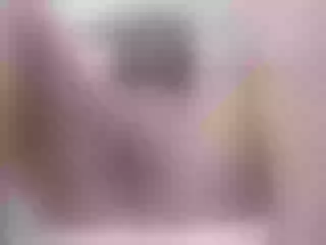 Live sex webcam photo for lilyhung50 #241378596