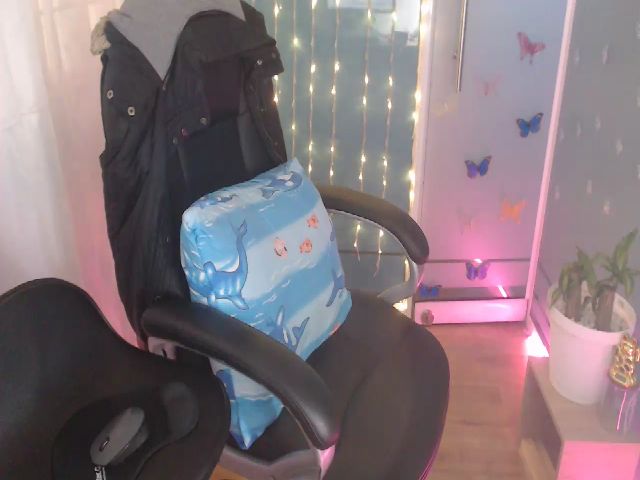 Live sex webcam photo for Anahi_moore #261648299