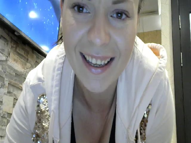 Live sex webcam photo for Velicious7 #256948518